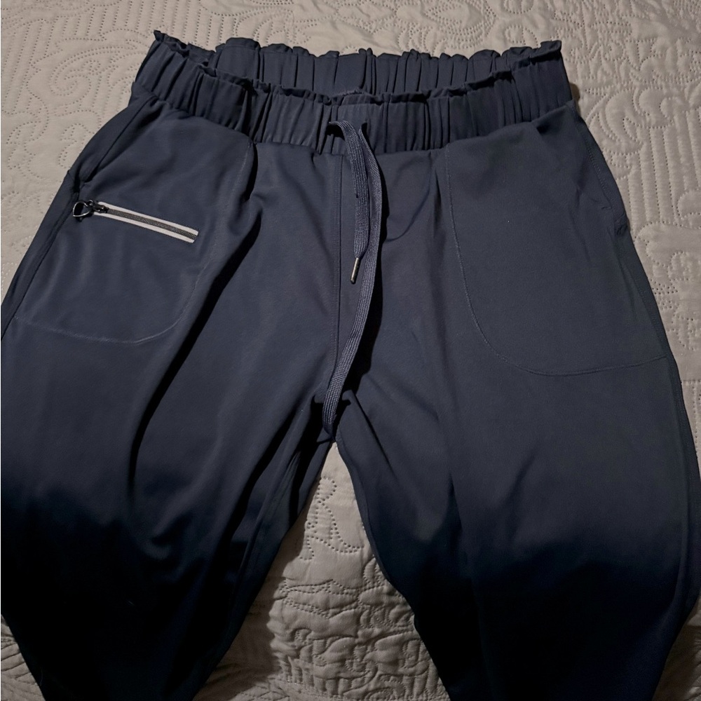 Women’s Joggers sz L